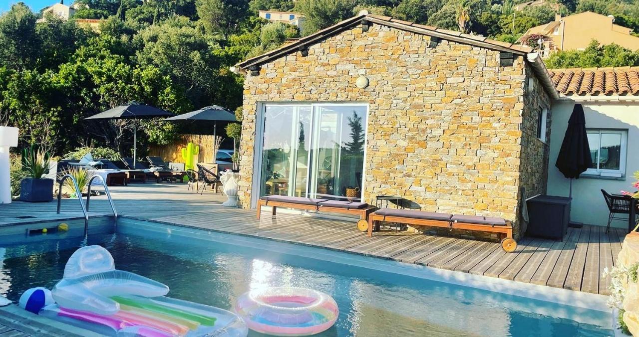 Villa Perla Saint-Tropez Cavalaire Sur Mer, 3-5 Chambres, Vue Mer, Piscine Chauffee Avril A Octobre Luaran gambar