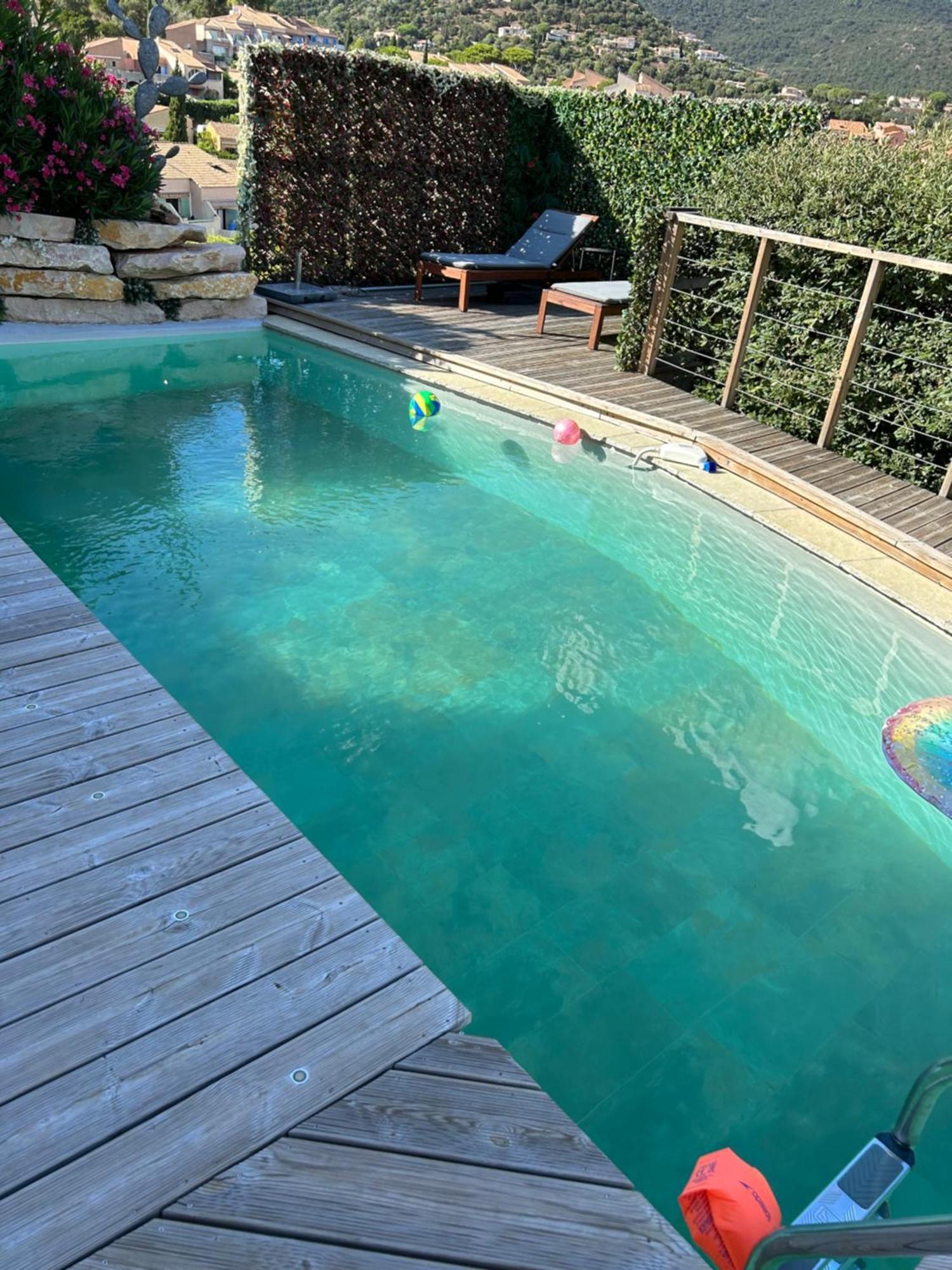 Villa Perla Saint-Tropez Cavalaire Sur Mer, 3-5 Chambres, Vue Mer, Piscine Chauffee Avril A Octobre Luaran gambar